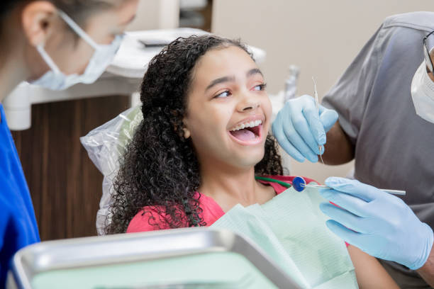 Best Orthodontic Emergency Dentist in Maxton, NC